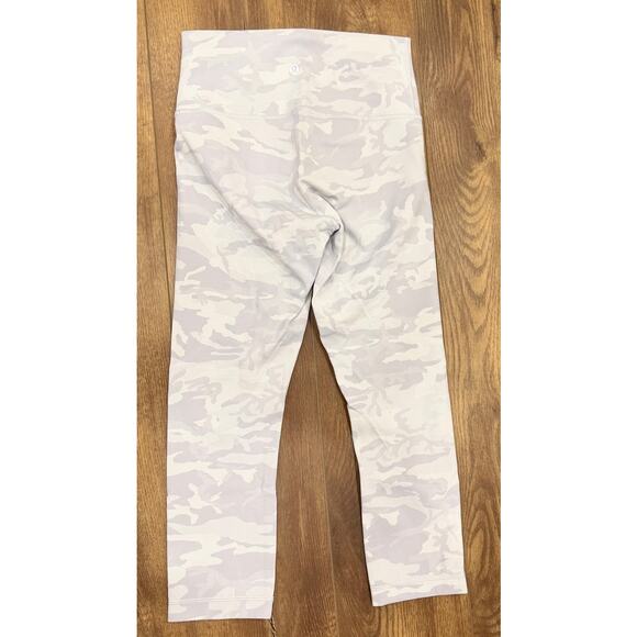 Lululemon Wunder Under High-Rise Crop 23" Leggings in Gray Camo Jacquard size 6 - Picture 6 of 9
